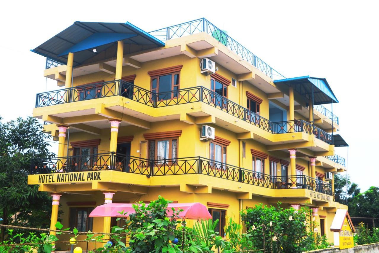 Hotel National Park Sauraha- Homely Stay And Peaceful Location With Jungle Safari Arrangements Ngoại thất bức ảnh