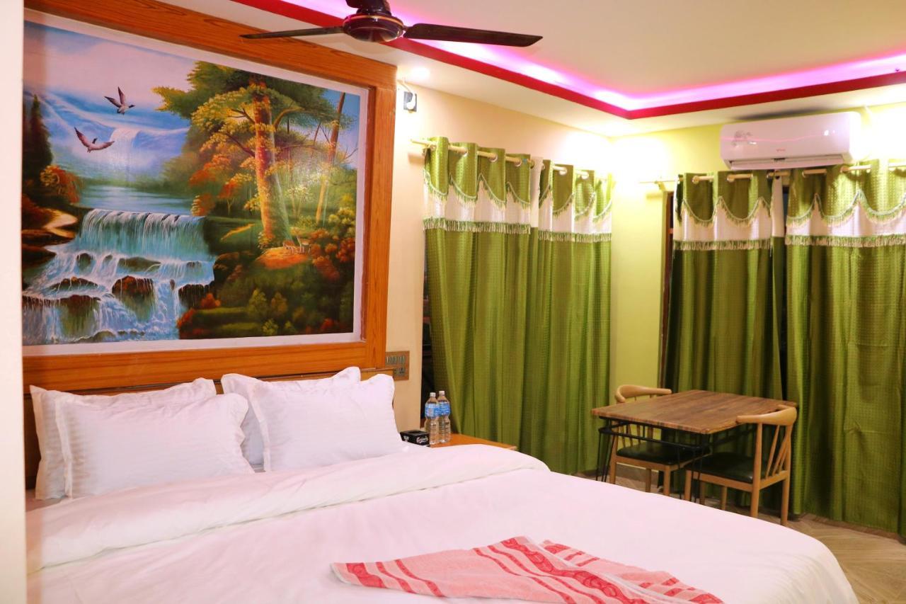 Hotel National Park Sauraha- Homely Stay And Peaceful Location With Jungle Safari Arrangements Ngoại thất bức ảnh