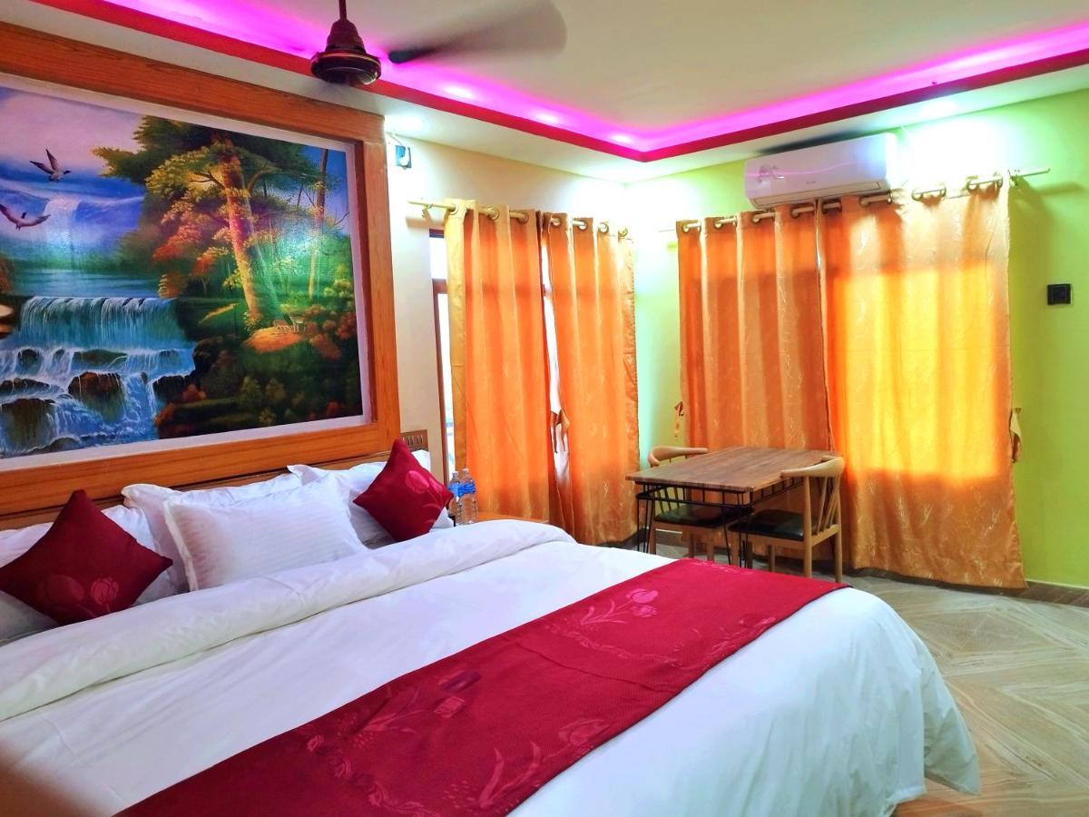 Hotel National Park Sauraha- Homely Stay And Peaceful Location With Jungle Safari Arrangements Ngoại thất bức ảnh